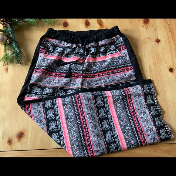Bohemian Elephant Pants - Picture 2 of 3